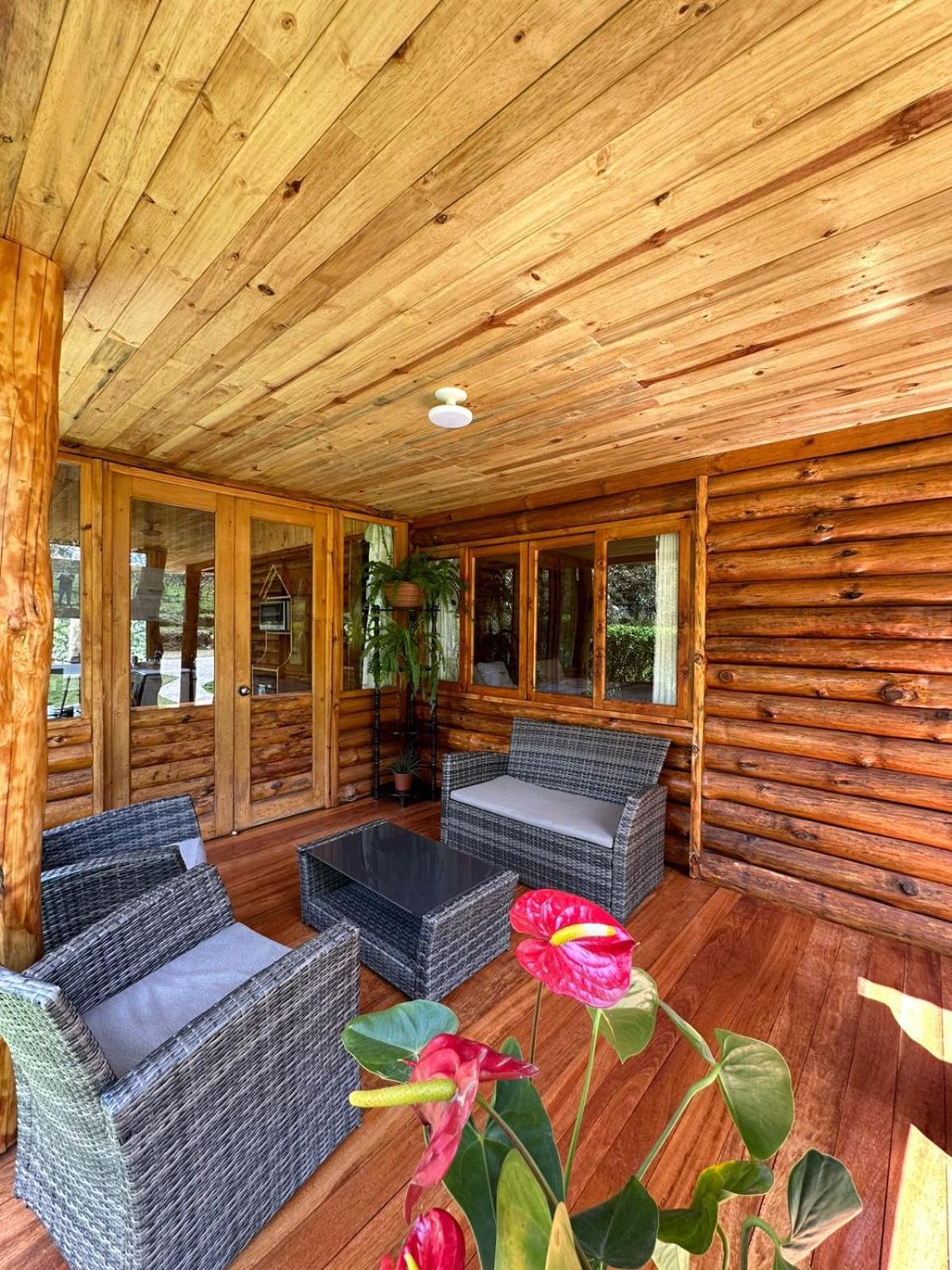 Hassinger Ranch Cabanas Oxapampa Exterior photo